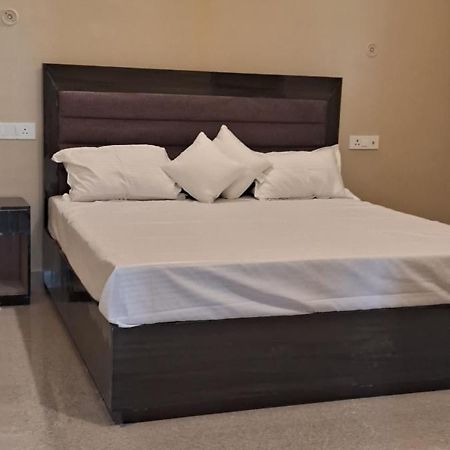 Shree Janki Palace Hotel Ayodhya Kültér fotó