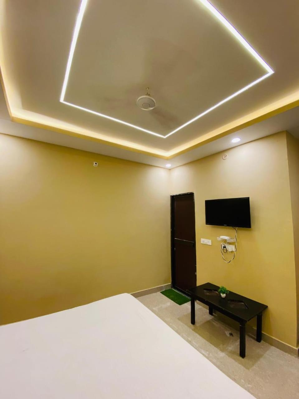 Shree Janki Palace Hotel Ayodhya Kültér fotó